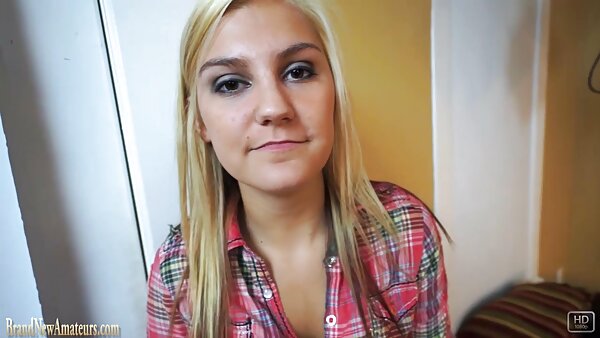 Der süße Teenager deutsche amateuer pornos Dahlia Devot arbeitet mit Kingsize